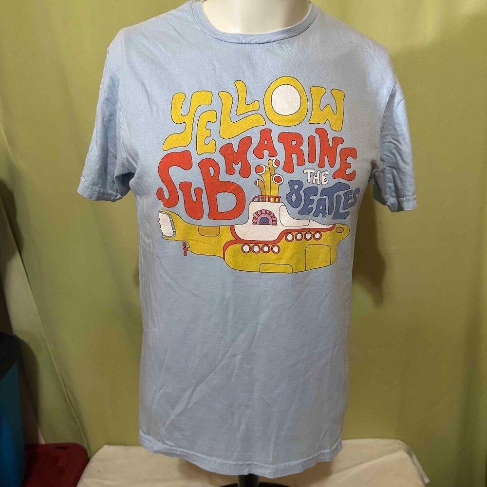 Yellow Submarine Beatles Men's Blue T Shirt Size Medium 2023 John Lennon Paul Mc